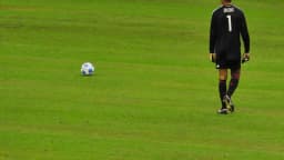 O goleiro Dida em campo durante jogo pelo Milan