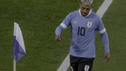 O meia uruguaio Arrascaeta em campo pela seleção do Uruguai
