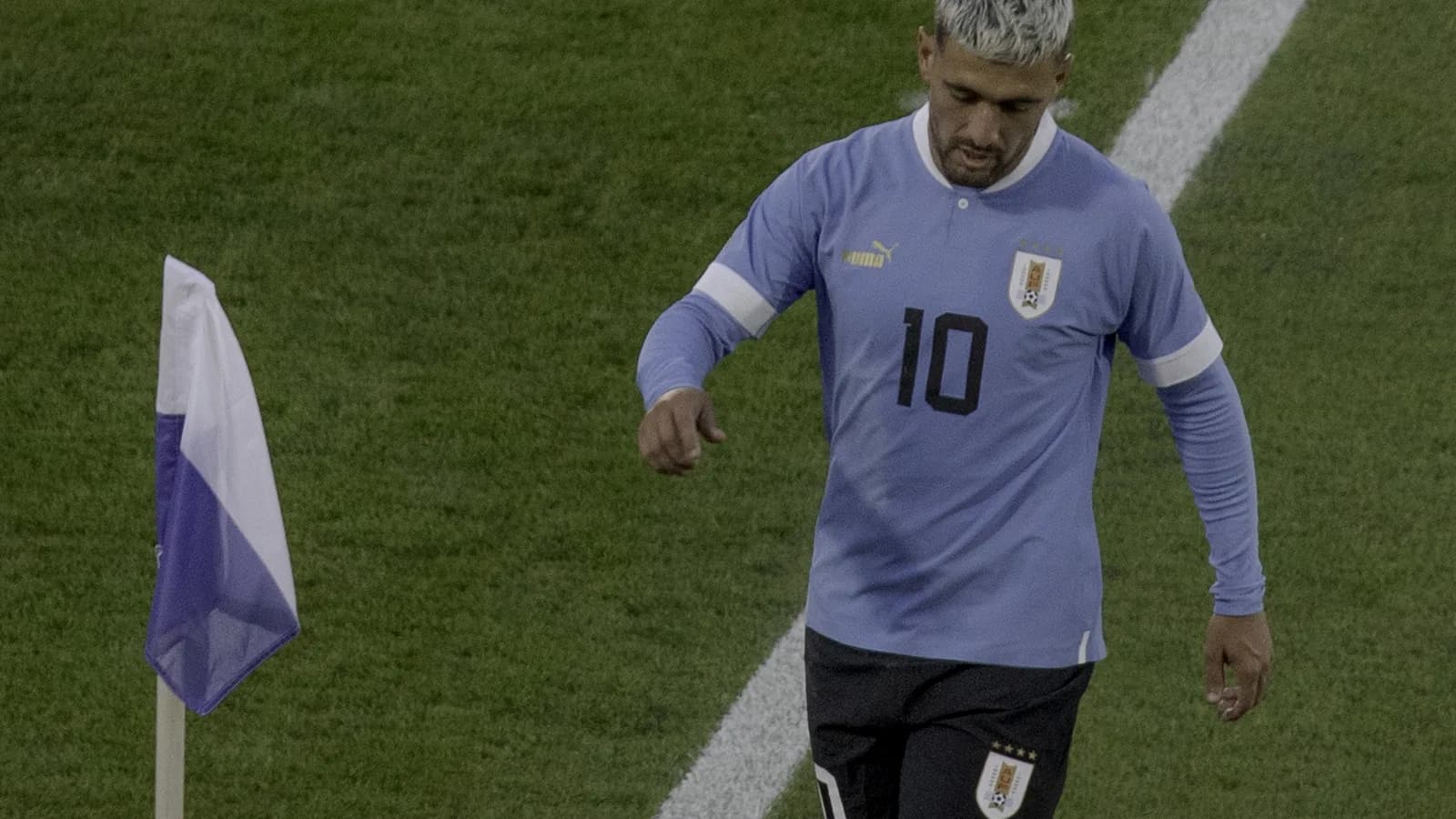 O meia uruguaio Arrascaeta em campo pela seleção do Uruguai