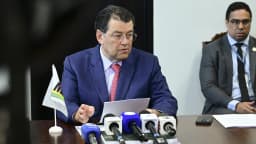 O senador Eduardo Braga (MDB-AM) fala à imprensa em entrevista coletiva