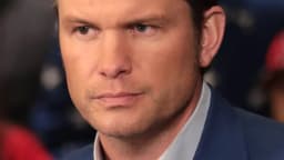 Retrato de Pete Hegseth, secretário de Defesa dos Estados Unidos