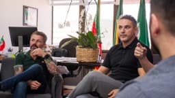 O deputado federal Luciano Zucco (PL), candidato ao governo do Rio Grande do Sul, em reunião de trabalho
