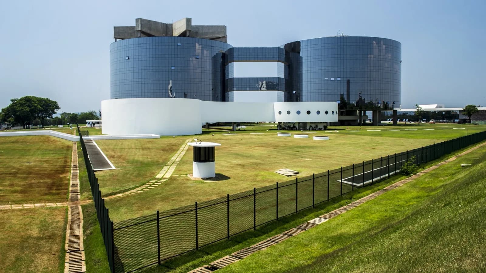 Sede da Procuradoria-Geral da República em Brasília, prédio projetado por Oscar Niemeyer