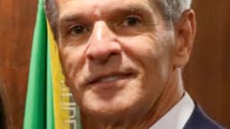 Marco Aurélio Bellizze, ministro do TSE, posa para foto oficial durante cerimônia de posse