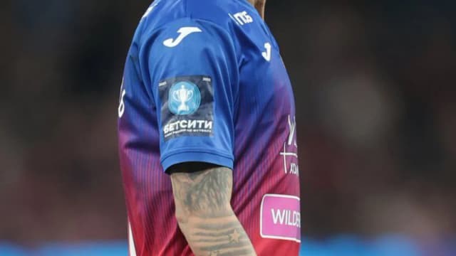 Jorge Carrascal em partida pelo CSKA Moscou, antes de sua ida ao Flamengo