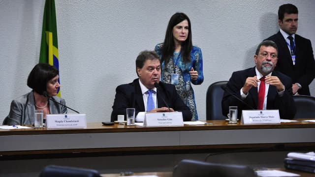 Magda Chambriard, presidente da Petrobras, fala em audiência pública na Câmara dos Deputados