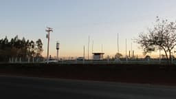 Gasoduto Brasil-Bolívia à beira de rodovia