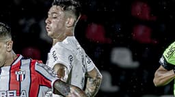 Rodrigo Garro em campo pelo Corinthians, em foto de arquivo de fevereiro de 2024