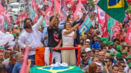 Lula durante caminhada de campanha no Rio de Janeiro (foto de arquivo, 2022)