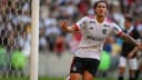 Pedro, do Flamengo, comemora gol em campo, foto de arquivo