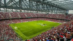Arena da Baixada, estádio do Athletico Paranaense em Curitiba, com as arquibancadas cheias