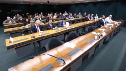 Deputados e convidados participam de audiência pública sobre o PROAGRO e o seguro rural na Câmara