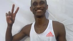 O atleta brasileiro Alison dos Santos em prova de atletismo