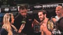 Lutador de MMA é entrevistado no octógono ao lado do cinturão de campeão, em evento do Jungle Fight (foto de arquivo, outra edição)
