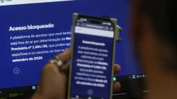 Celular mostra mensagem de acesso bloqueado a plataforma de apostas, por determinação da Medida Provisória 1.394/26