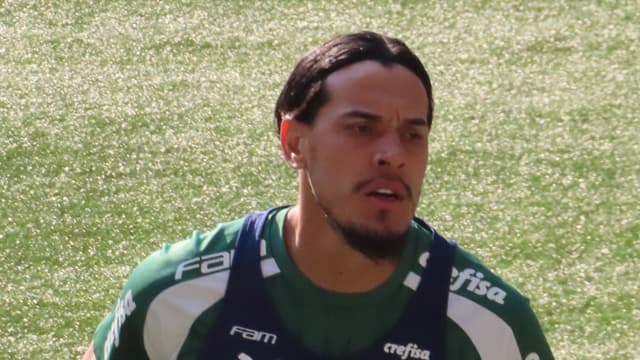Gustavo Gómez, zagueiro do Palmeiras, durante treino (foto de arquivo, agosto de 2024)
