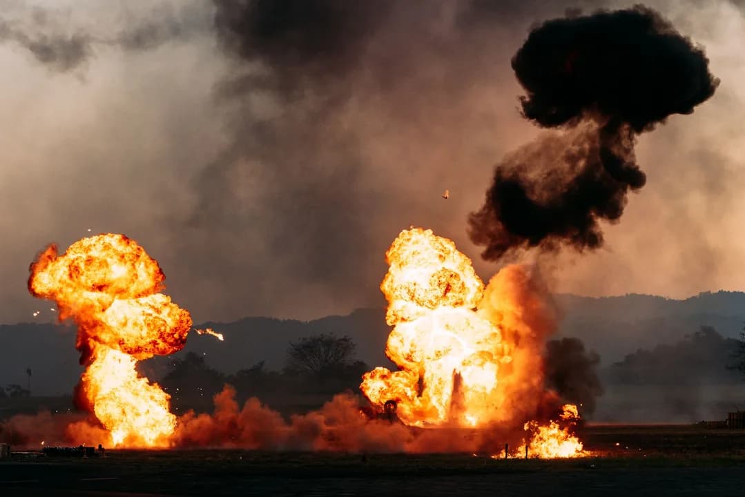 Imagem ilustrativa: Explosão em fábrica de fogos em Minas Gerais resulta em uma morte