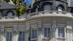 Fachada da Embaixada do Brasil em Buenos Aires, na Argentina