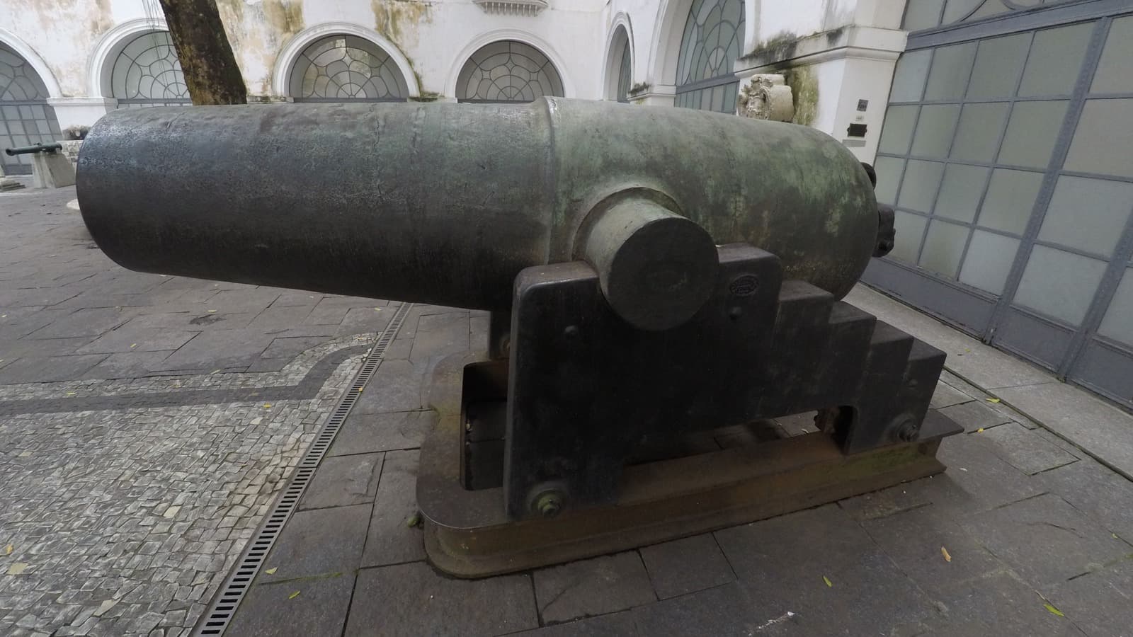 Canhão El Cristiano, troféu da Guerra do Paraguai, exposto no Pátio dos Canhões do Museu Histórico Nacional, no Rio de Janeiro