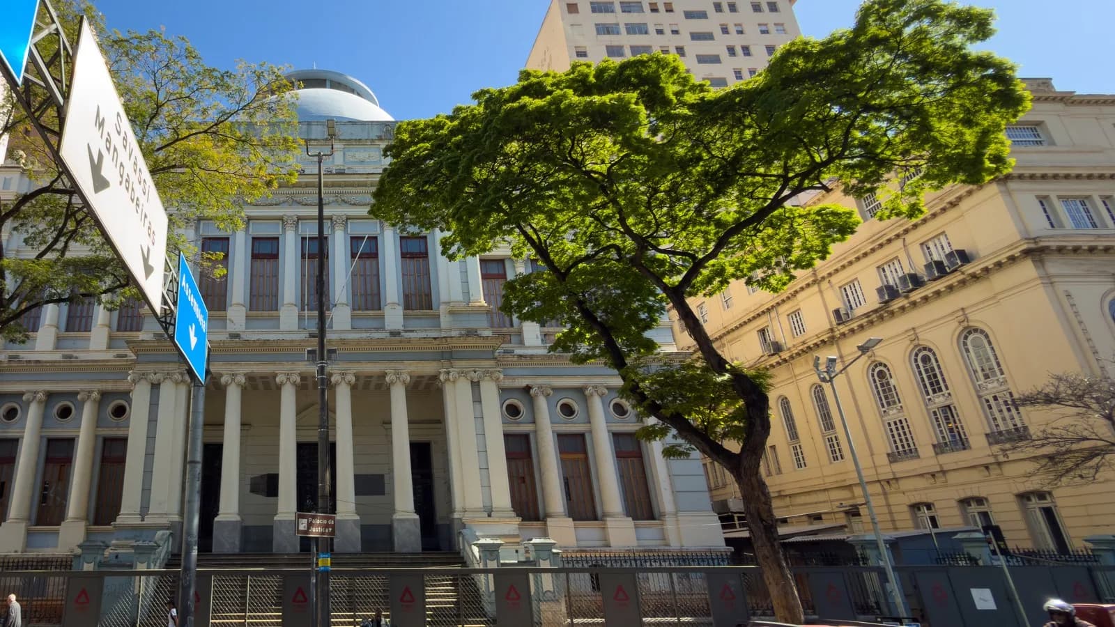 Fachada neoclássica do Palácio da Justiça Rodrigues Campos, prédio do Tribunal de Justiça de Minas Gerais, no centro de Belo Horizonte, em foto de arquivo
