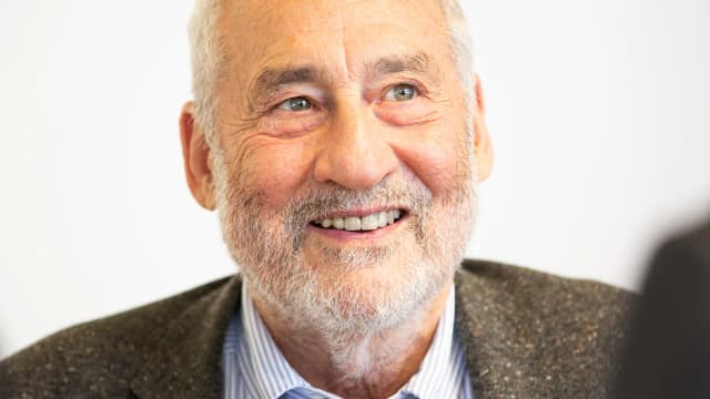 Joseph Stiglitz em entrevista
