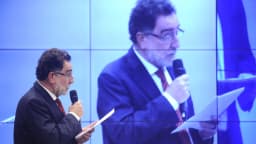 O deputado federal Patrus Ananias (PT) discursa em evento no Congresso