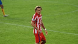 Diego Forlán em campo como jogador do Atlético de Madrid, em foto de arquivo