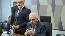 Senador Otto Alencar preside sessão da Comissão de Constituição e Justiça do Senado (foto de arquivo)