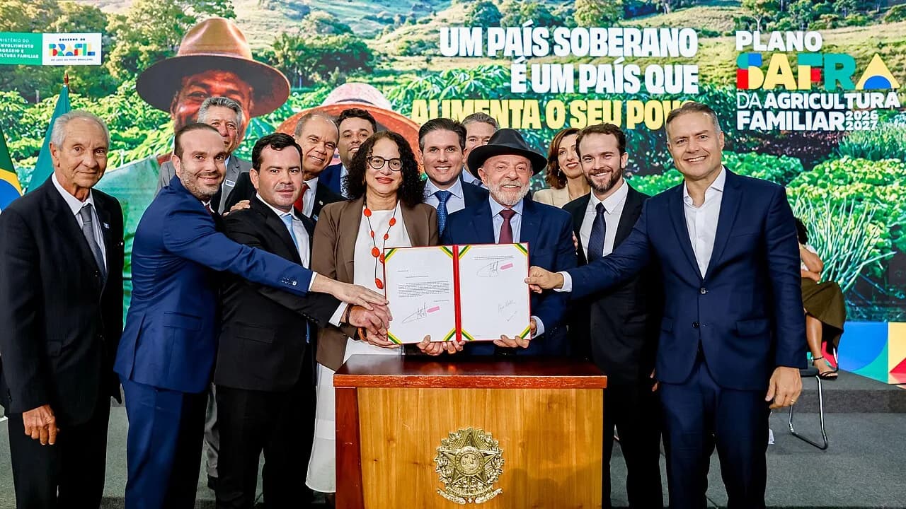 30.06.2026 - Presidente da República, Luiz Inácio Lula da Silva, durante a Cerimônia de Lançamento do Plano Safra da Agricultura Familiar, no Palácio do Planalto, Brasília-DF.  Fot