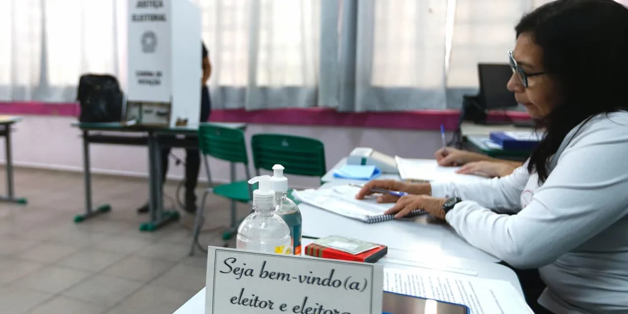 Imagem ilustrativa: Eleições 2026: eleitor pode se inscrever para ser mesário voluntário — Assuntos: eleições 2026, mesário, Justiça Eleitoral