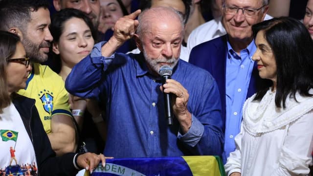 Davi Alcolumbre e Hugo Motta, líderes do Congresso Nacional, ao lado de Lula