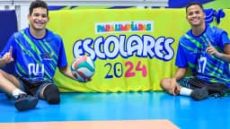 Atletas do esporte paralímpico em competição escolar