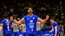 Jogadores do Minas Tênis Clube comemoram ponto em final da Superliga Masculina de vôlei contra o Cruzeiro (foto de arquivo, 2022)
