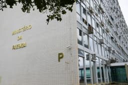 Fachada do edifício do Ministério da Fazenda, no Bloco P da Esplanada dos Ministérios, em Brasília