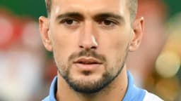 Giorgian de Arrascaeta em campo com a camisa da seleção uruguaia, em imagem de arquivo