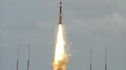 Lançamento de foguete brasileiro VSB-30, foto de arquivo do programa espacial