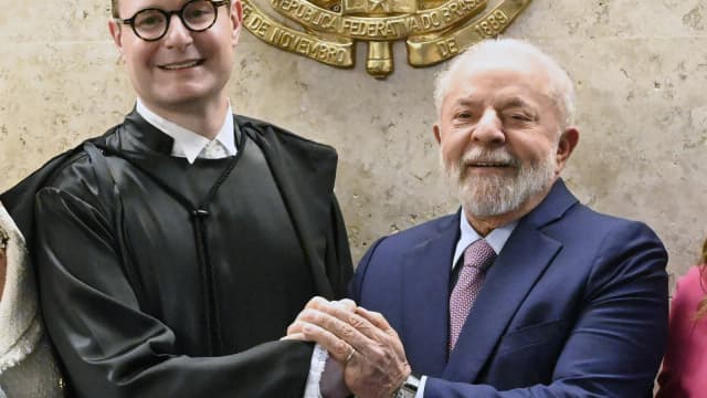 O ministro do STF Cristiano Zanin durante cerimônia de posse na Corte