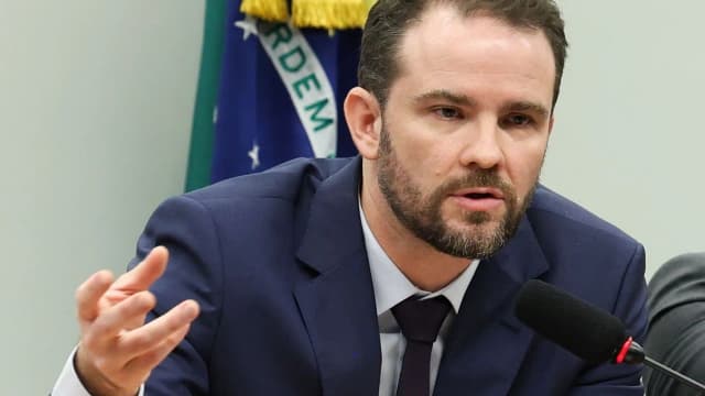 Ministro da Fazenda, Dario Durigan, fala em audiência sobre a crise do BRB