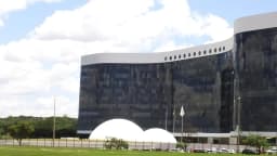 Fachada do prédio-sede do Tribunal Superior Eleitoral, em Brasília