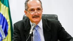 O ex-ministro Aldo Rebelo durante entrevista em Brasília (foto de arquivo)