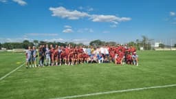 Elenco do Vila Nova reunido no centro de treinamento em Goiânia, foto de arquivo