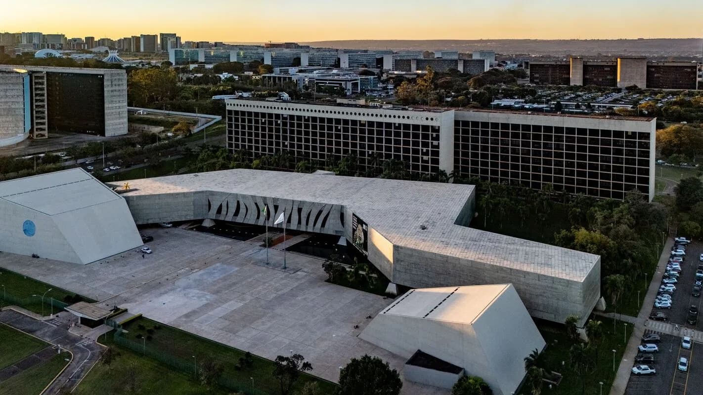 Vista aérea da sede do Tribunal Superior Eleitoral (TSE), em Brasília