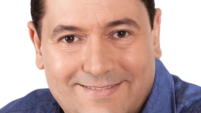 Retrato oficial de Léo Vieira, prefeito de São João de Meriti