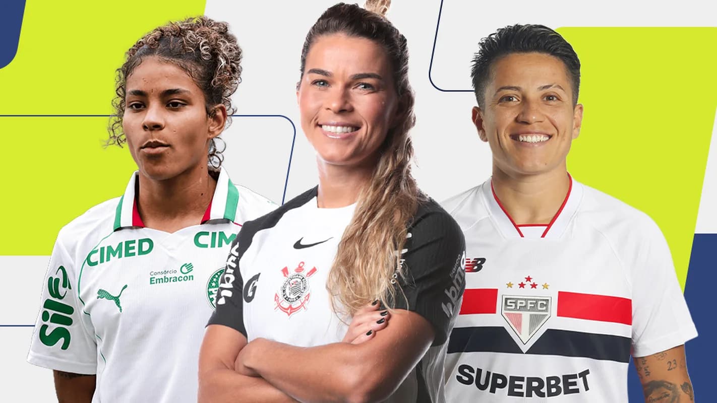 Jogadoras de futebol feminino com uniformes de Corinthians e São Paulo posam lado a lado