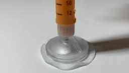 Caneta aplicadora de medicamento injetável (foto ilustrativa de insulina)