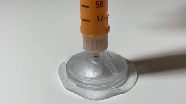 Caneta aplicadora de medicamento injetável (foto ilustrativa de insulina)