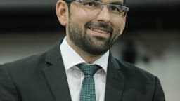 Dr. Daniel, candidato do Podemos ao governo do Pará, em retrato oficial