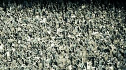 Torcida do Grêmio nas arquibancadas durante partida