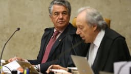 Marco Aurélio Mello participa de sessão do Supremo Tribunal Federal ao lado de Ricardo Lewandowski