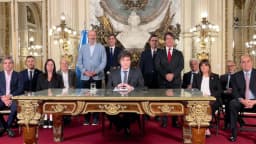 Javier Milei, presidente da Argentina, durante anúncio no Palácio Casa Rosada